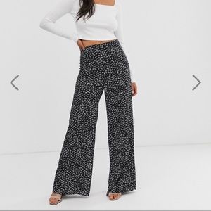 Wide Leg Pants in Black Floral
